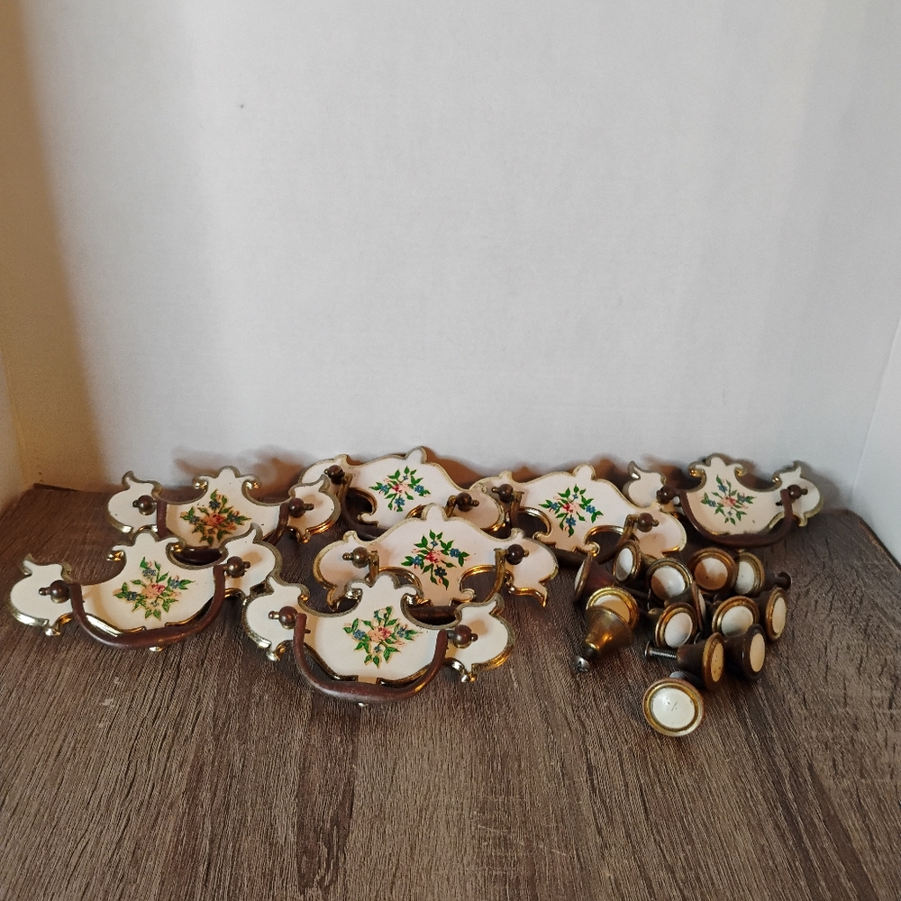 Vintage Floral Porcelain/Metal Dresser Pulls & Knobs Lot